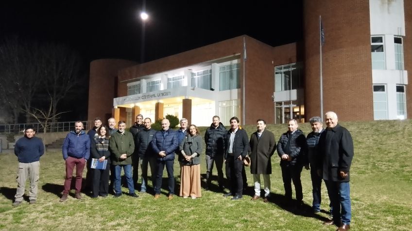 Se mejoró la eficiencia energética en el Campus de la UNICEN con más de 170 luminarias led