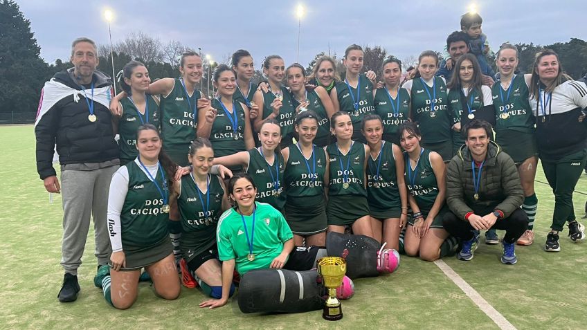Hockey Femenino Sub 16: Los Cardos se consagró campeón del Regional de Clubes A