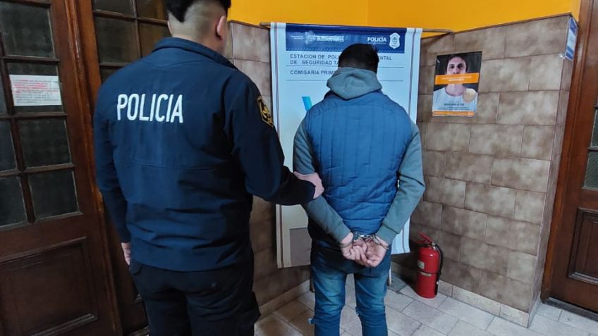 Aprehenden a otro joven robando cables telefónicos