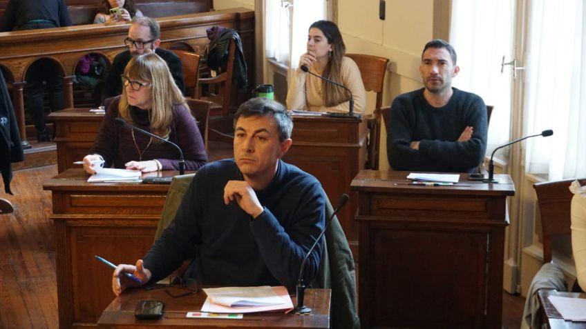 Méndez: "La falta de gestión del Municipio retrasa la obra de iluminación del San Martín"