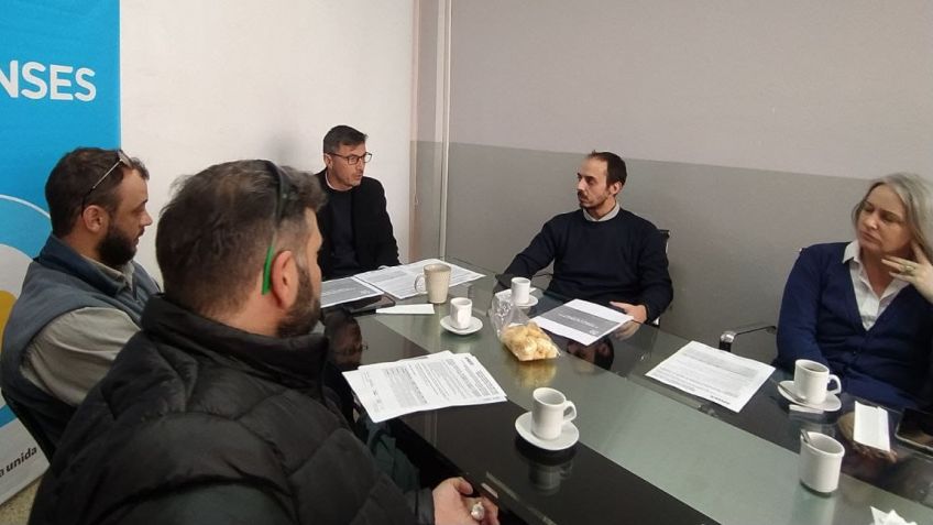 Anses y la Mesa Intersindical analizaron el impacto del aumento de las asignaciones familiares