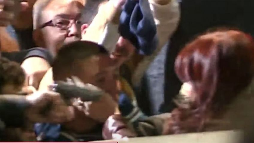 Detuvieron a un hombre que atacó ala vicepresidenta Cristina Fernández con un arma