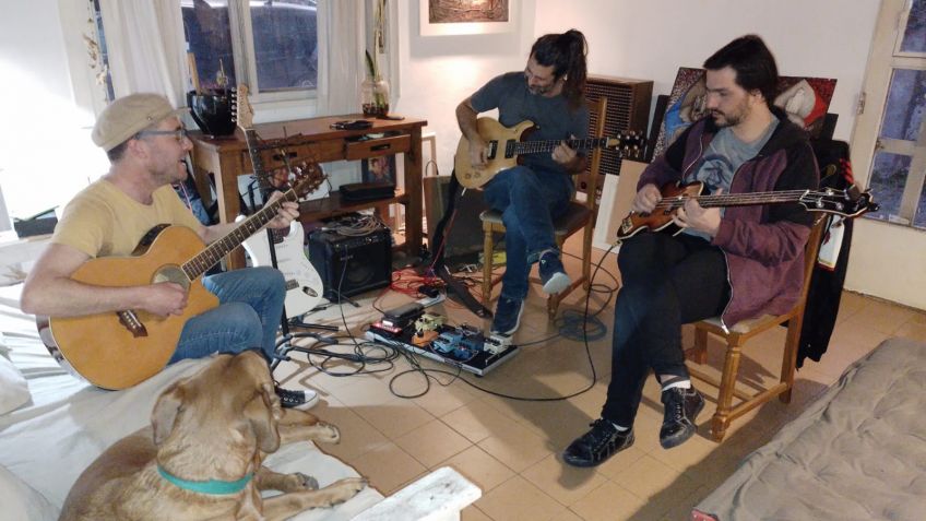 Decavendish: "Hay una búsqueda musical que todavía nos persigue"