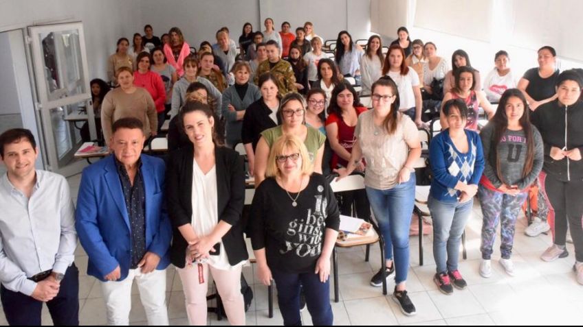 Con amplia convocatoria, comenzó el curso de Mucamas en instituciones asistenciales de salud