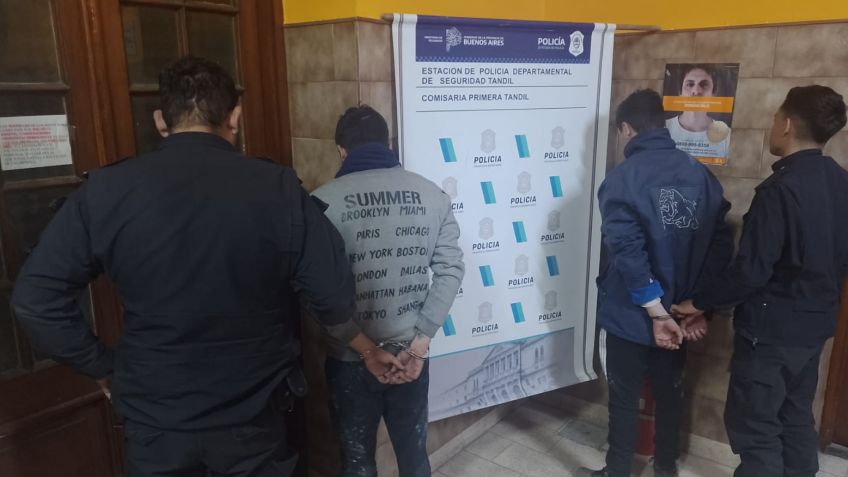 Dos detenidos por robar tres metros de cable telefónico