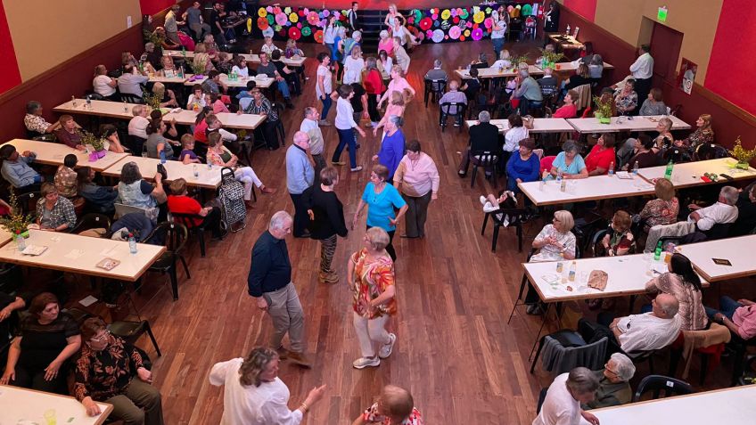 Sábados de Bailongo con gran participación en la Peña El Cielito