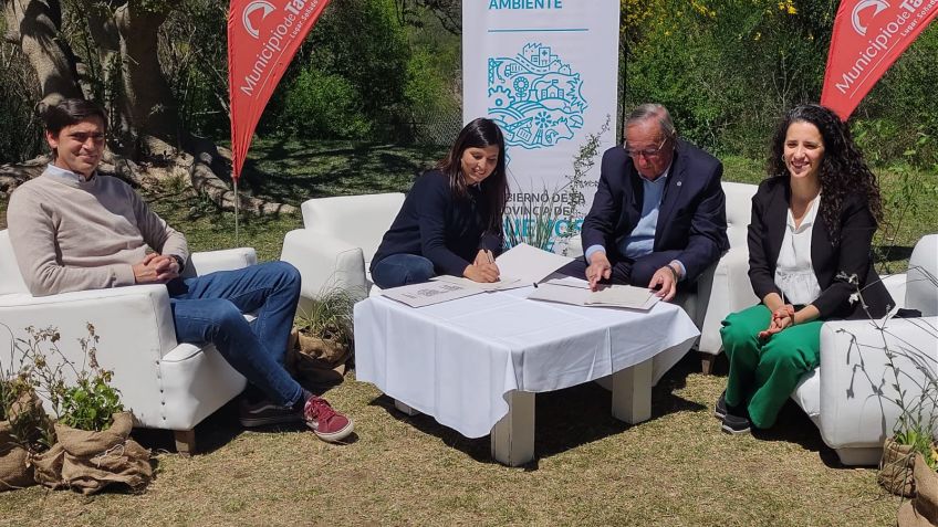 Provincia y Municipio firmaron convenio para poner en valor a la reserva Sierra del Tigre