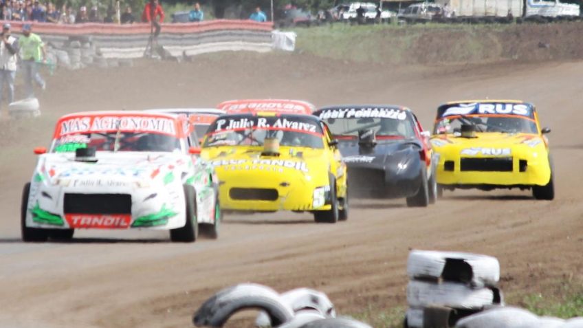 Fotos: Carlos Errasti - José Luis Dechiara - Agrimensura Tosca