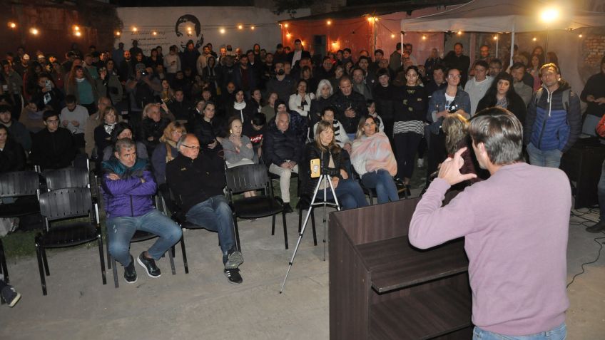 "La lealtad no es con un dirigente, sino con los intereses del pueblo"