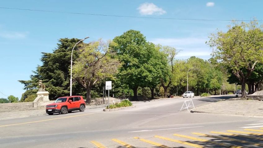 La diagonal del Parque, abierta al tránsito y sin la garita policial