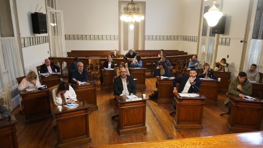 El Ejecutivo pidió prórroga hasta el 7 de diciembre para presentar el presupuesto