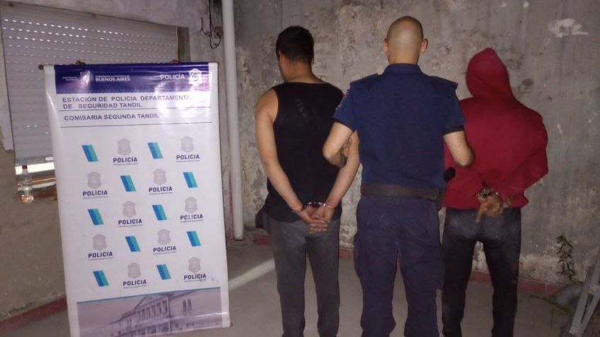 Dos aprehendidos por tenencia de cocaína y paradero activo