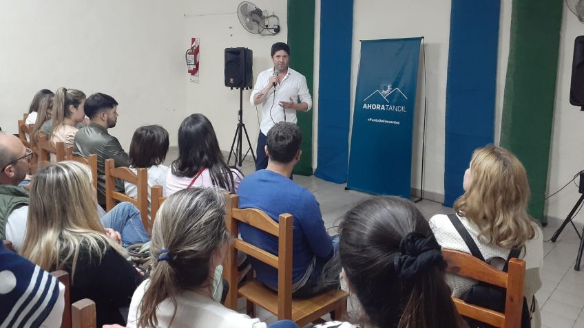 Federico Martínez: "El peronismo local tiene que dejar de mirar para arriba y escuchar más a los vecinos de la ciudad"