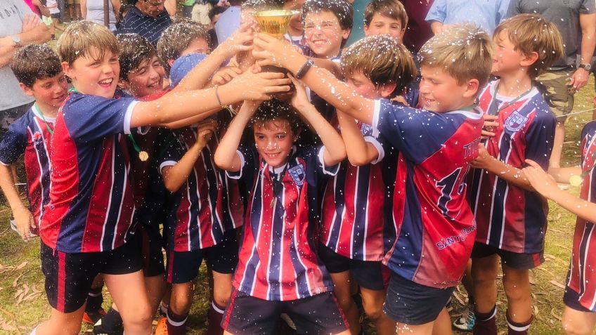 Los Cardos abrió la inscripción para el 31 Seven de fútbol Intercolegial