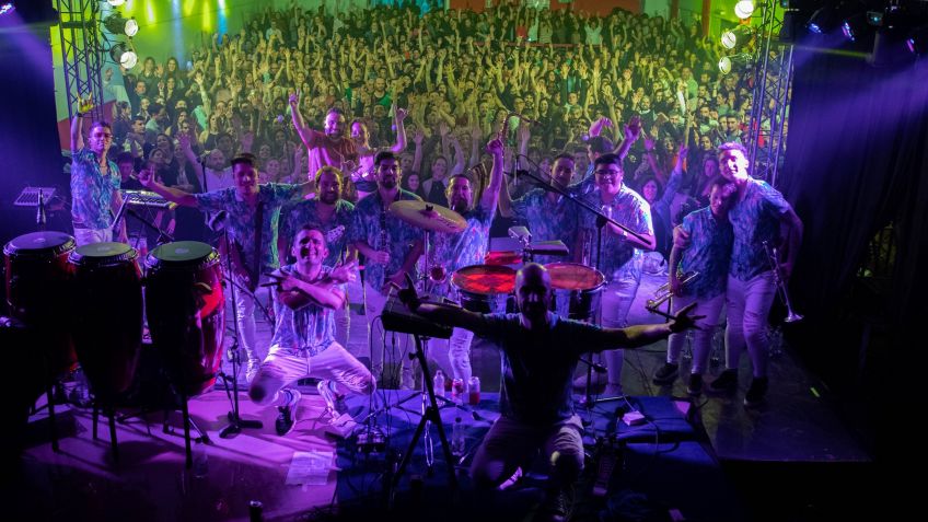 "Que cada vez nos siga más gente, nos exige proponer algo distinto en cada show"