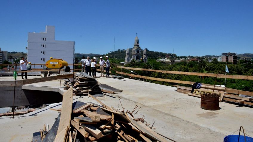 Lunghi recorrió el Paseo del Banco y destacó "la gran cantidad de inversiones privadas"