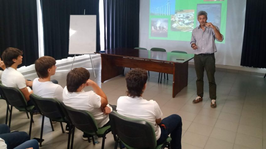 Más de 800 chicos participaron, en 30 jornadas, del programa Usina Educa 