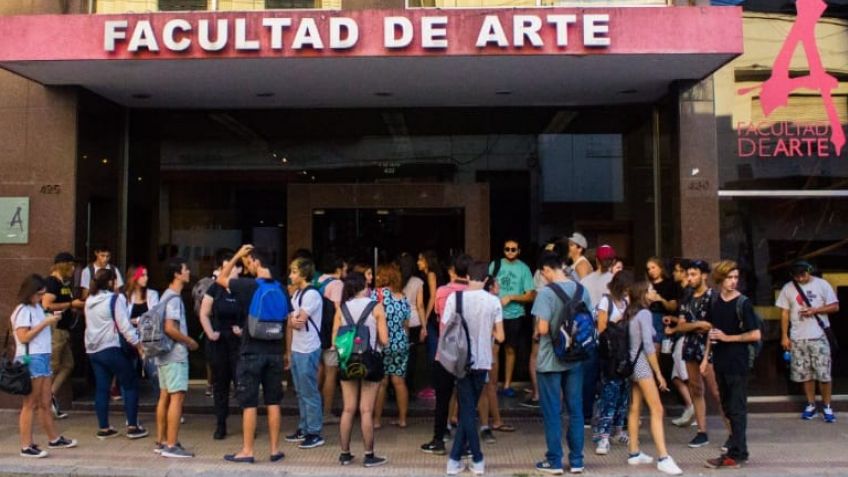 La Facultad de Arte anunció que continuará su inscripción en febrero