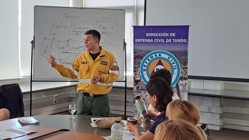 Municipio y Bomberos continúa desarrollando acciones de prevención de incendios