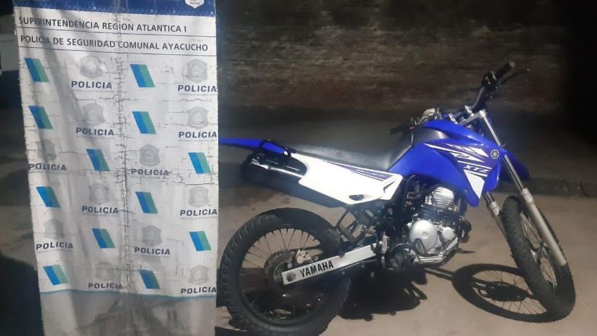 Son de Olavarría y los aprehendieron en Ayacucho con una moto robada en Tandil