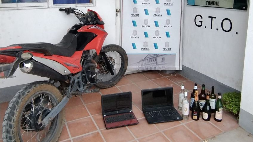 Personal policial recuperó una moto y otros elementos sustraídos de una vivienda