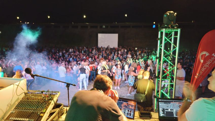 Cientos de tandilenses disfrutaron de la Fiesta Retro