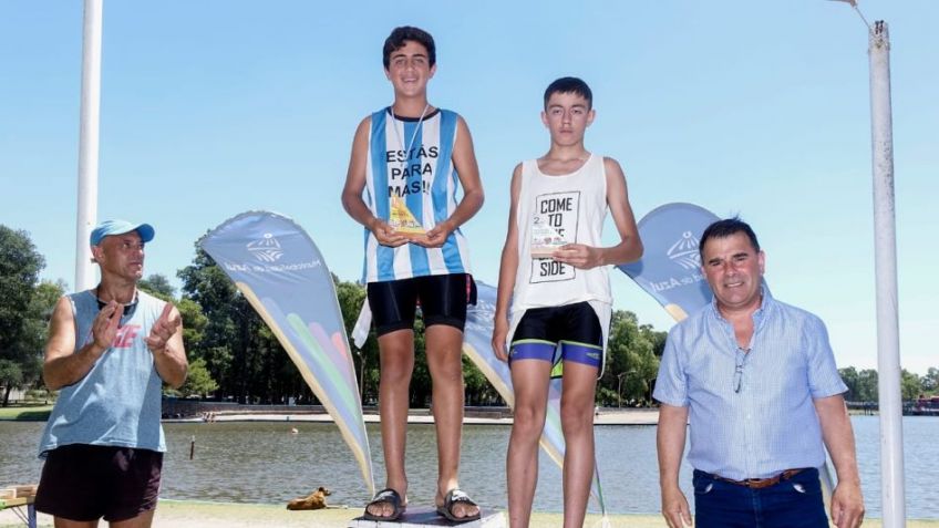 El tandilense Enzo González Toletti se impuso en su categoría en el Triatlón de Azul