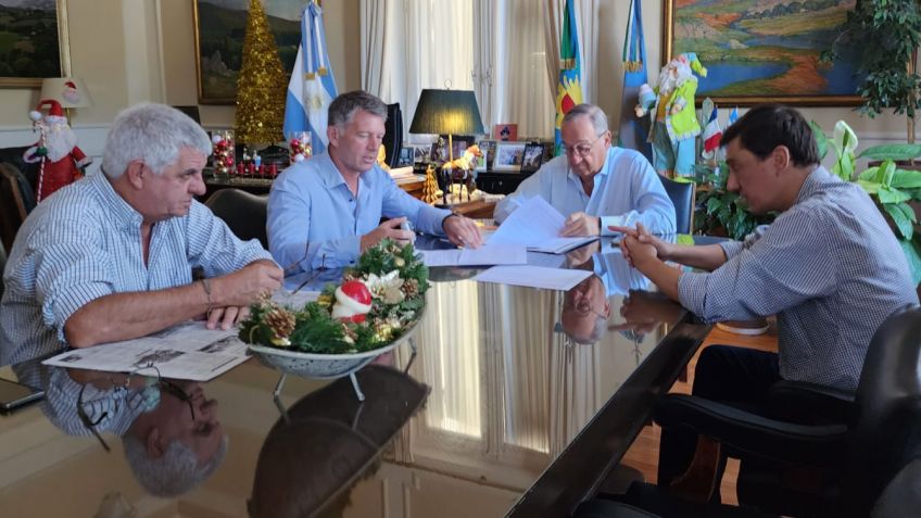 El Polo Productivo y Social continuará reparando el mobiliario de las escuelas