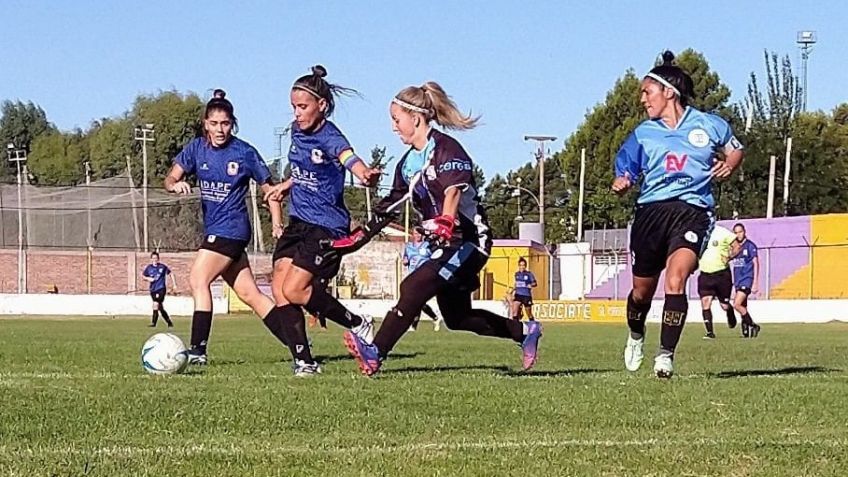 La Selección de Futbol Femenino de Tandil empató en Bahía y se ilusiona