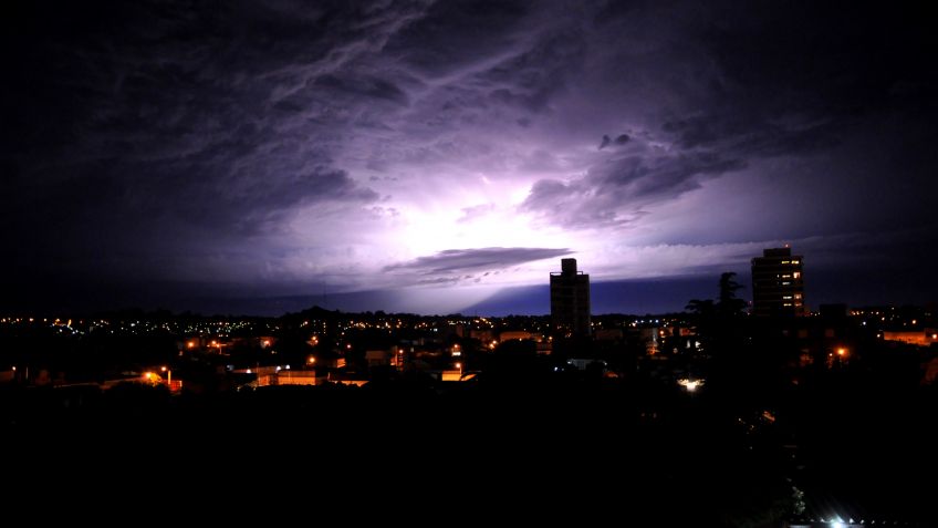 Se anuncia una máxima de 35º y se esperan tormentas fuertes este sábado