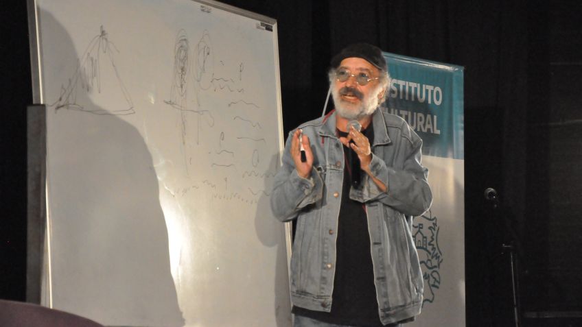 Pedro Saborido y Natali Incaminato llenaron el Centro Cultural Universitario