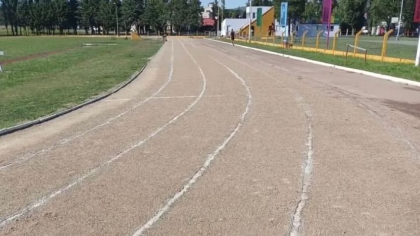 El proyecto de la pista sintética de atletismo va tomando forma
