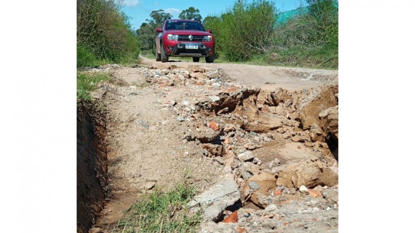 Vecinos del Barrio San Nicolás reclaman por el pésimo estado de las calles