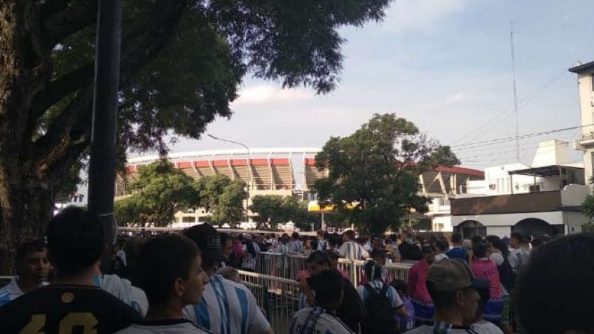 Selección: Bronca y tristeza de muchos tandilenses que les vendieron entradas truchas