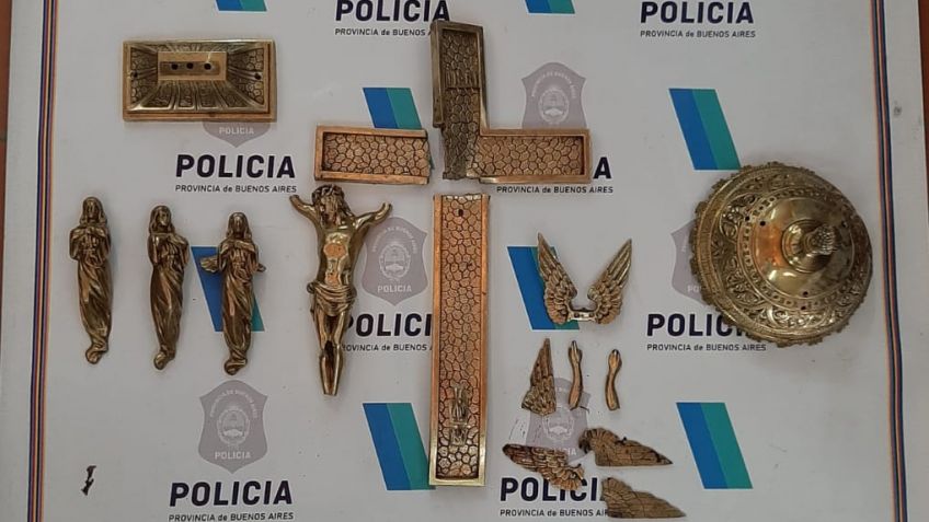 Personal policial recuperó elementos robados de una iglesia