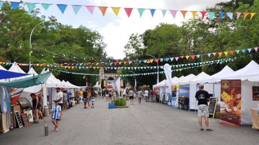 La Diagonal Illia comienza a vivir los festejos del Bicentenario
