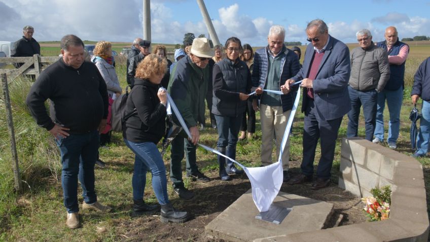 Se realizó un homenaje a Pedro Etchevarne, donante de la Chacra El Arraigo
