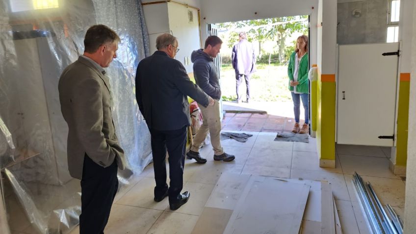 Lunghi supervisó los avances de obra en la Escuela 33