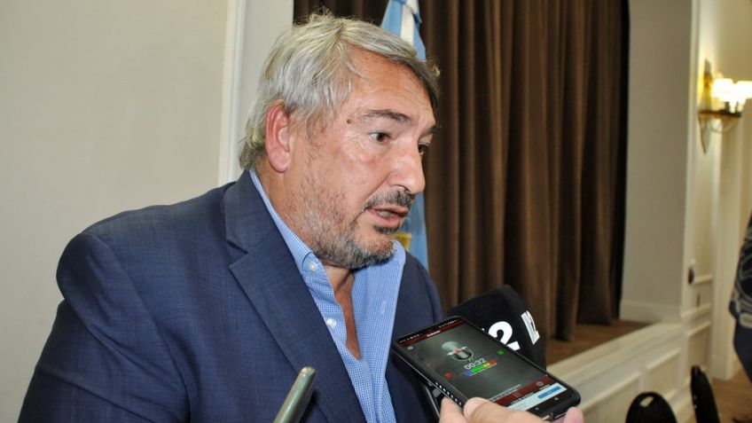Se firmó el acuerdo para implementar el boleto universitario gratuito para los estudiantes de la UNICEN