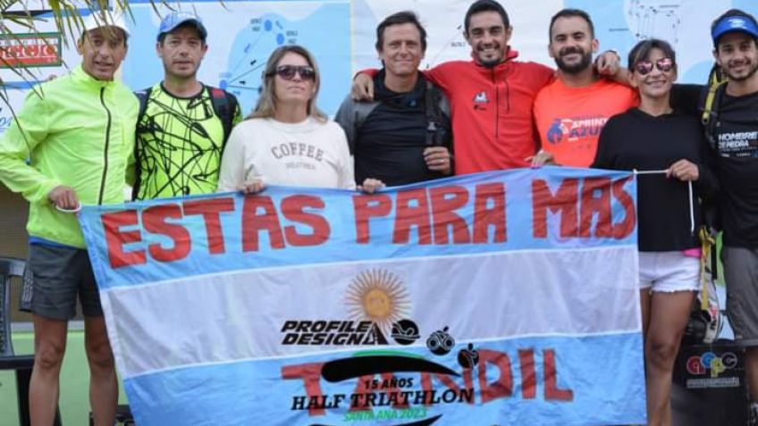 Una destaca actuación tuvieron los triatletas tandilenses que compitieron en Entre Ríos