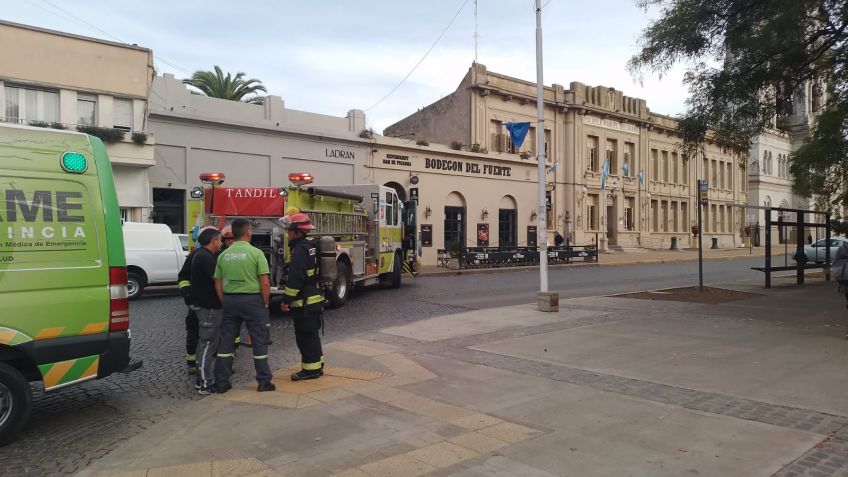Gran operativo y evacuación por fuga de gas en la Escuela N 1 