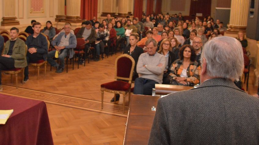 Provincia y Municipio realizaron un nuevo acto de firmas de Escrituras