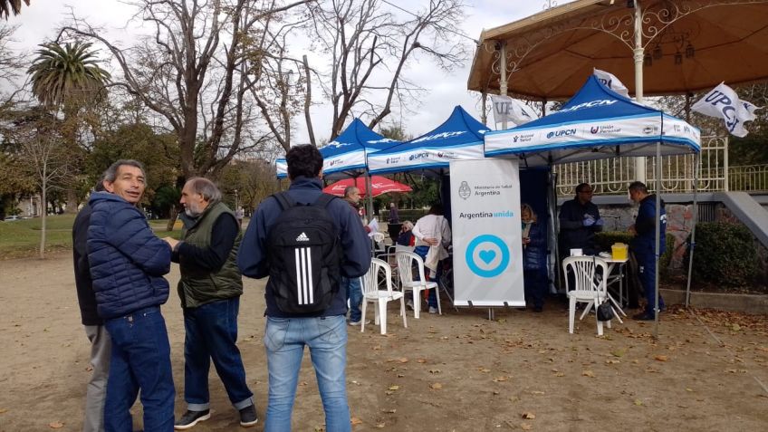 UPCN realizó distintos testeos de salud en la Plaza Independencia