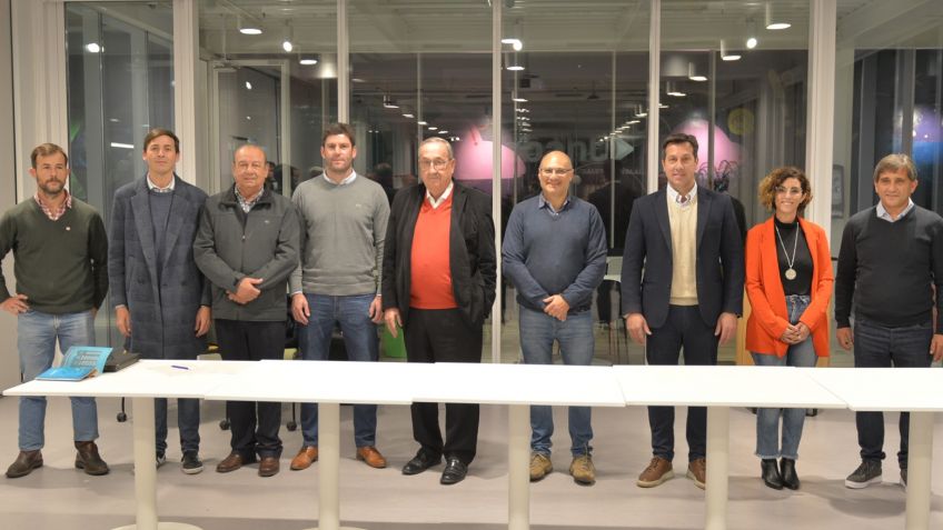 Intendentes de la región avanzaron en el proyecto para la vuelta del tren de cargas a Quequén 