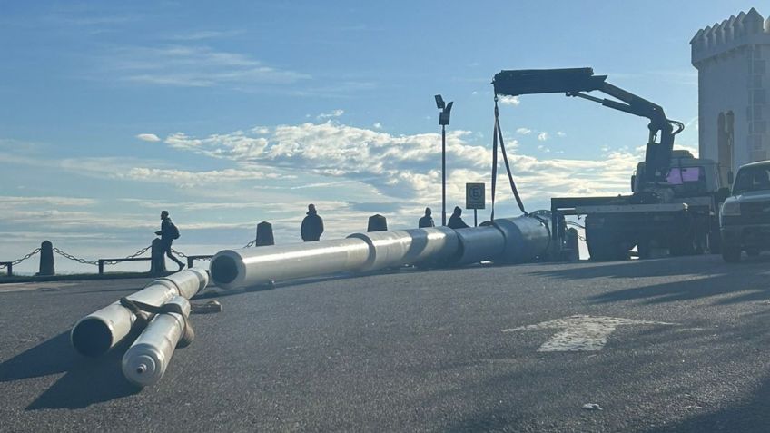 Llegó el mástil y esperan inaugurarlo para el 20 de junio