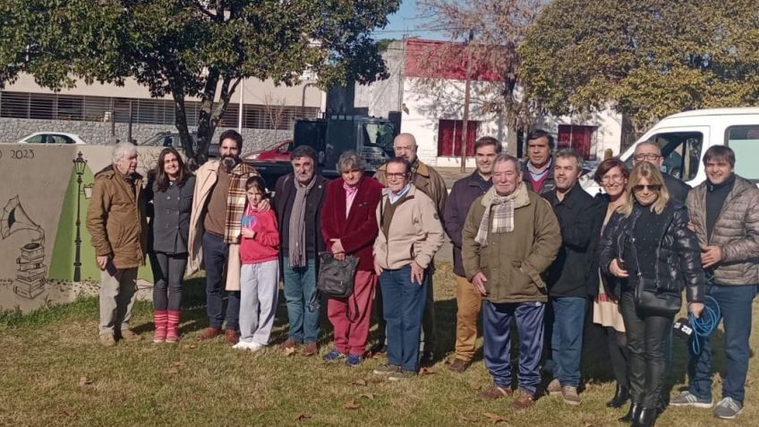 Inauguraron un mural sobre trabajadores en periodismo y medios de Tandil