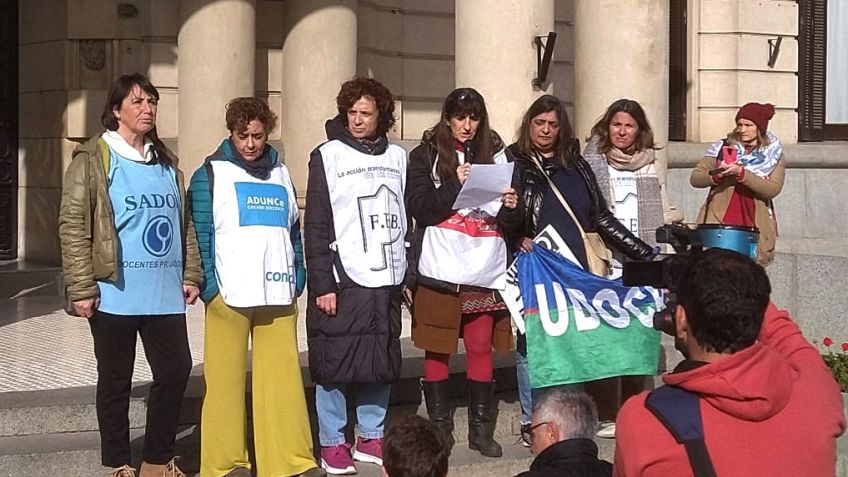 FOTO: FACEBOOK MESA INTERSINDICAL TANDIL