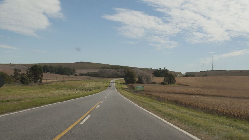 Cortan tramo de la Ruta 226 por desborde de arroyos 