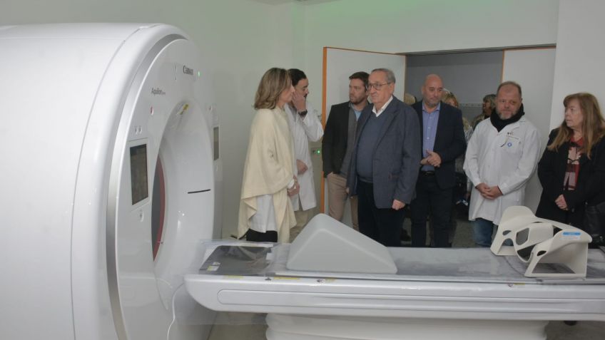 Para Lunghi, "con el nuevo tomógrafo seguimos consolidando una salud igualitaria"