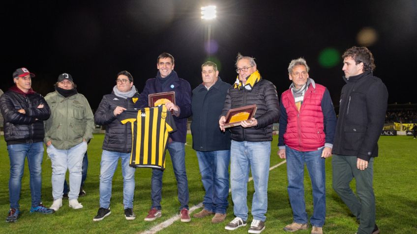 Se inauguró oficialmente la nueva iluminación del Estadio San Martín